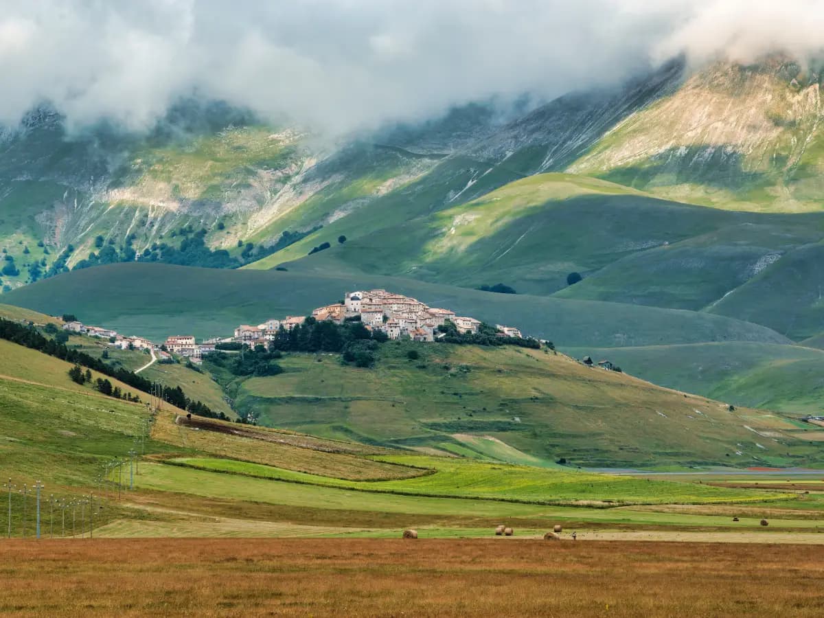 Il Cammino nelle Terre Mutate, un viaggio solidale nel cuore dell’Appennino